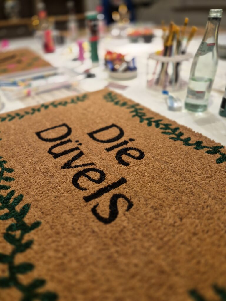 pauwau kreativ: fußmatten gestalten mit cricut – mit mone 29. september um 20:30 uhr bis ca. 22:00 uhr (inkl. aufzeichnung)