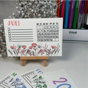 pauwau kreativ: print & cut kalender 2027 gestalten mit inga 27. november um 20:30 uhr bis ca. 22:00 uhr (inkl. aufzeichnung)